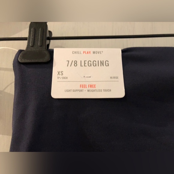 BNWT Aerie Navy 7/8 High Rise Leggings - XS - Picture 6 of 15